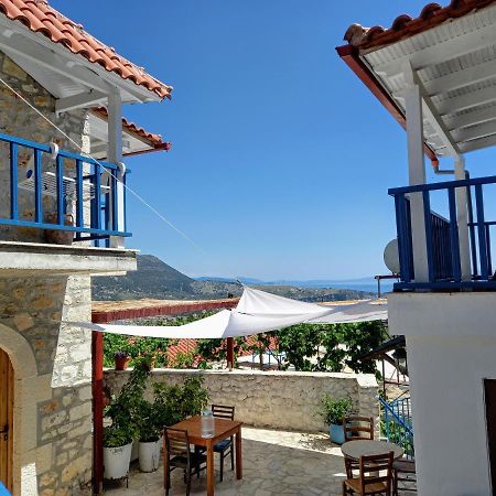 Amphora Guesthouse Himare Eksteriør bilde