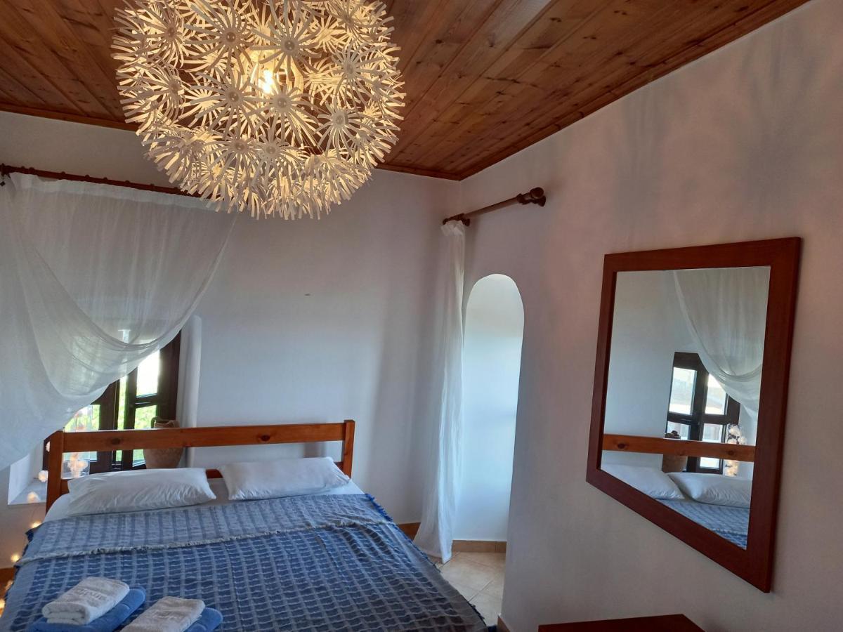 Amphora Guesthouse Himare Eksteriør bilde